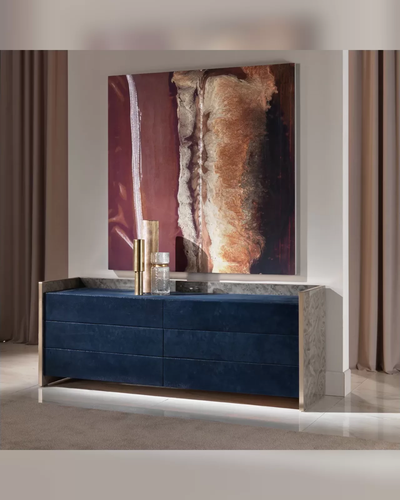 Eagle Dresser, Exence dresser by Epoque