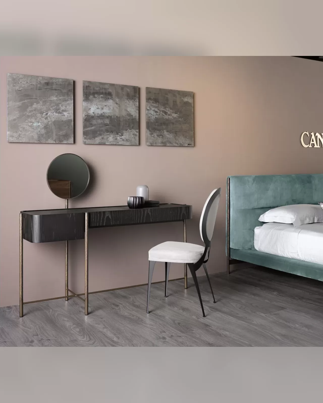 Shanghai Desk and Dressing Table, Cantori desk for a home office