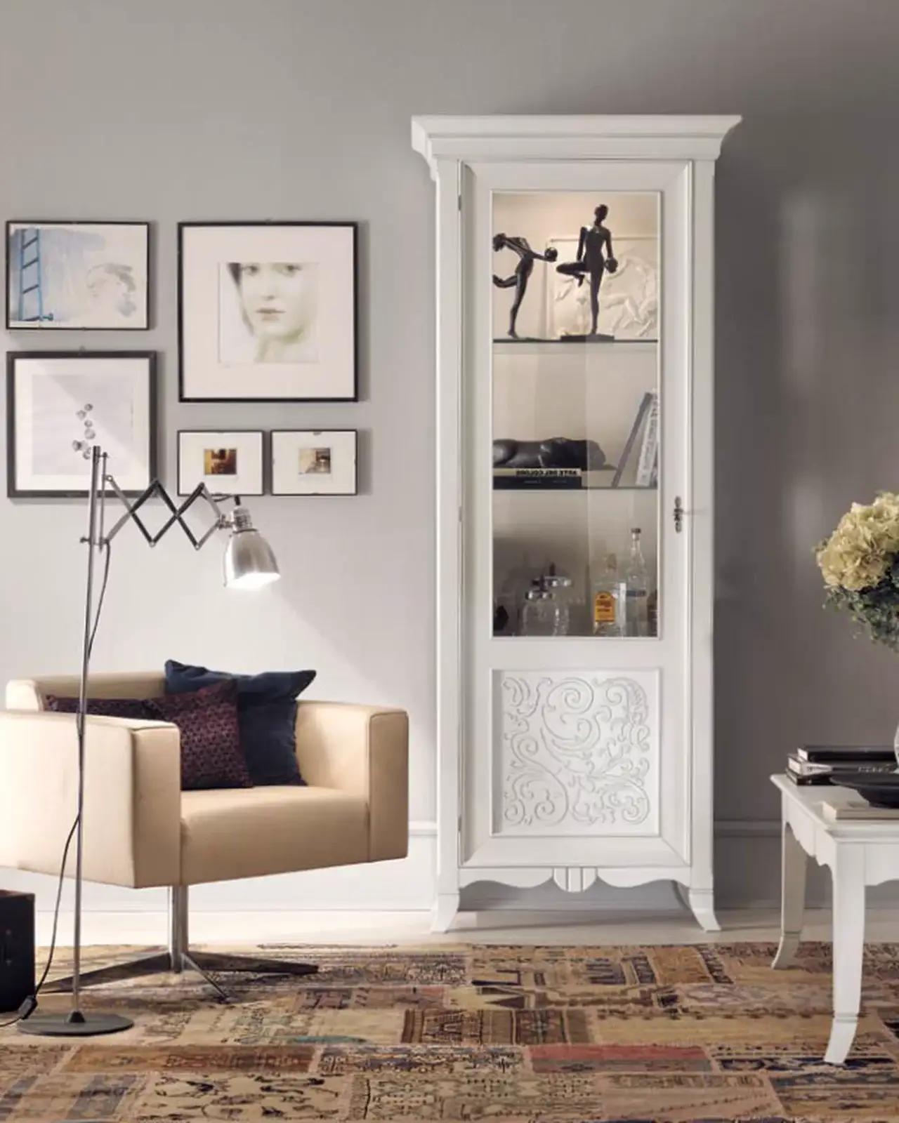 New Deco Display Cabinet, One Door by Francesco Pasi, classic leather armchair