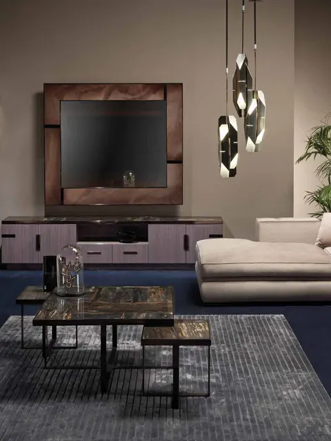 Divani componibili Epoque Exence avorio con tavolini in bronzo, idee per un soggiorno contemporaneo open space