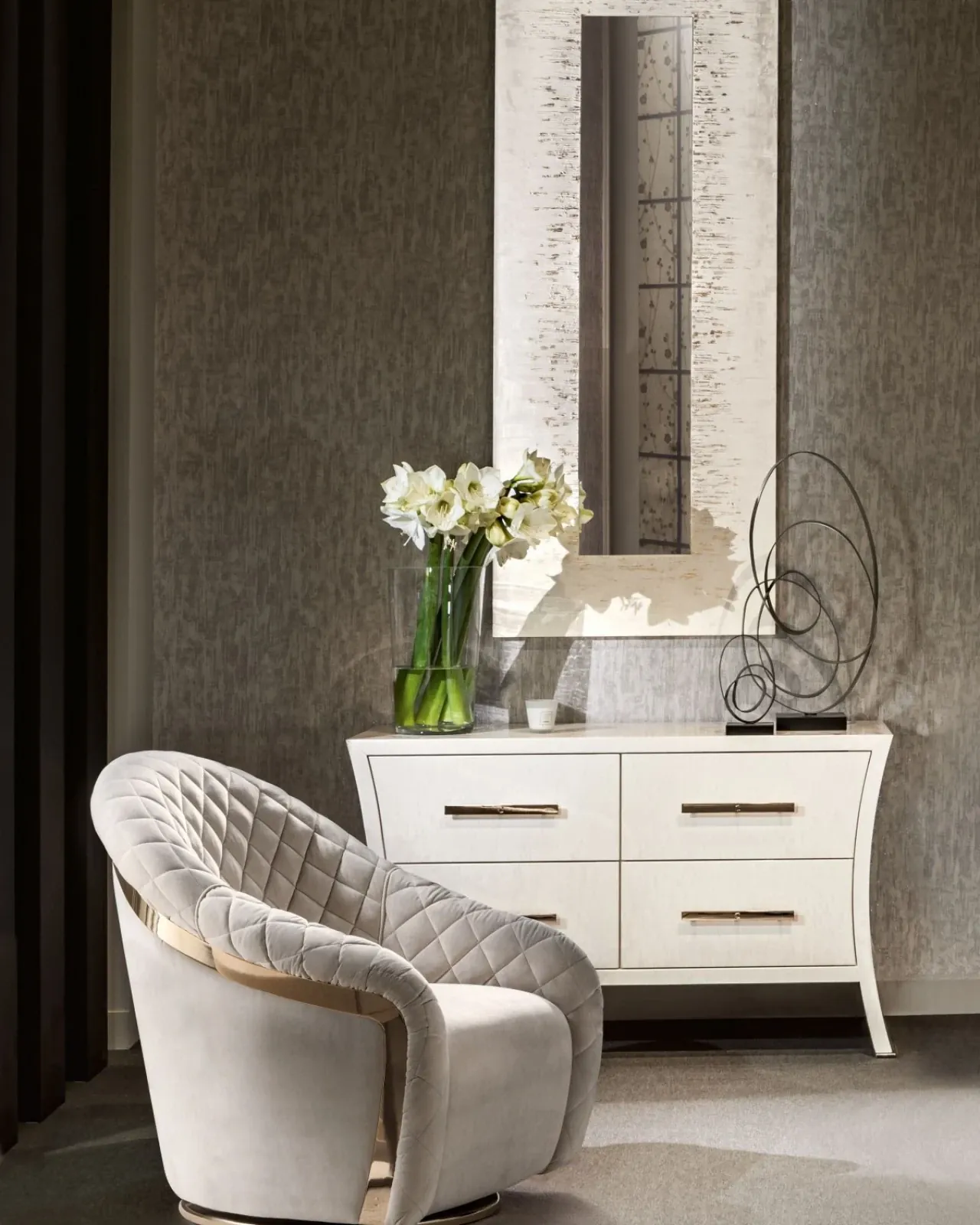 Living room furniture, designer Italian design, image 2 of 8
