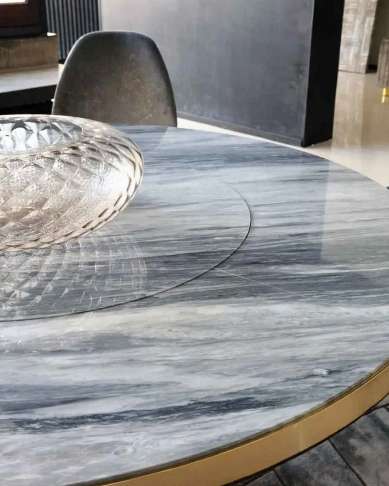 luxury Italian furniture for living and bedroom, image 7 of 8