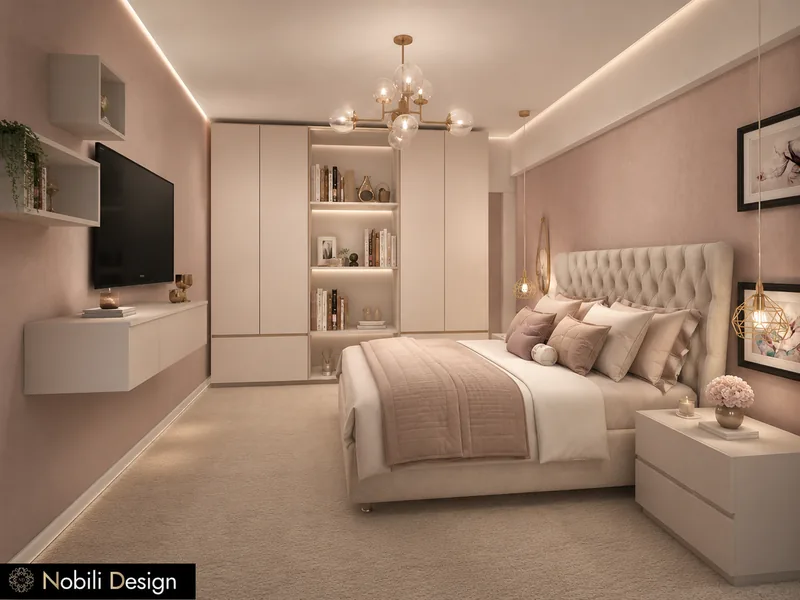 Chambre double d'hôtel avec tête de lit capitonnée, lustre à globes de verre et bibliothèque éclairée entre deux armoires