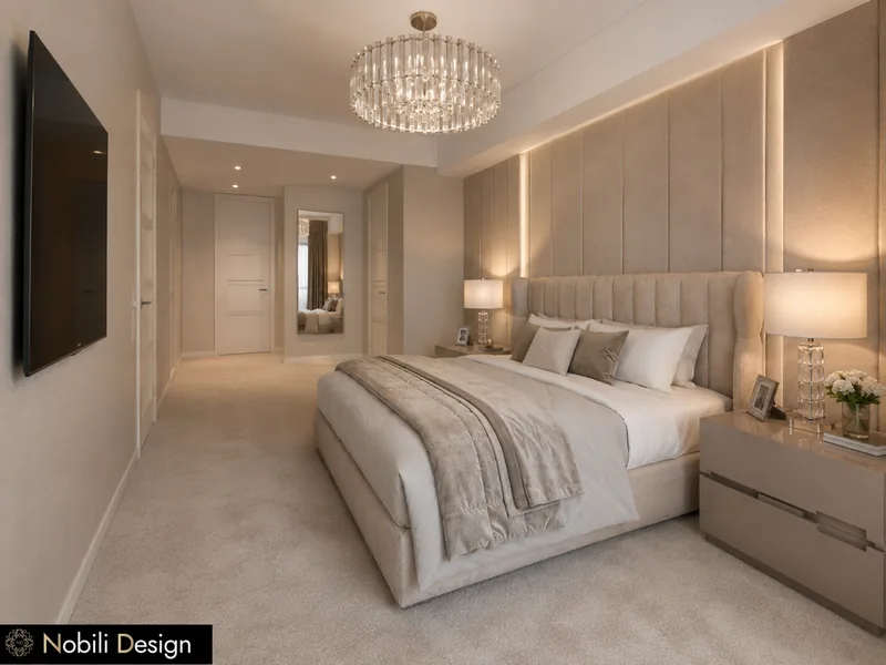 Chambre d'hôtel avec plaid en velours, lampes de table en verre, lustre en cristal et entrée à miroirs
