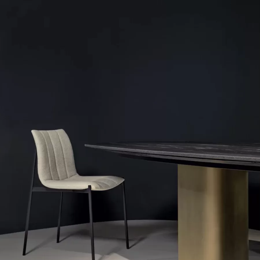 Chaise Jackie de repas de Cantori — vue d’ensemble