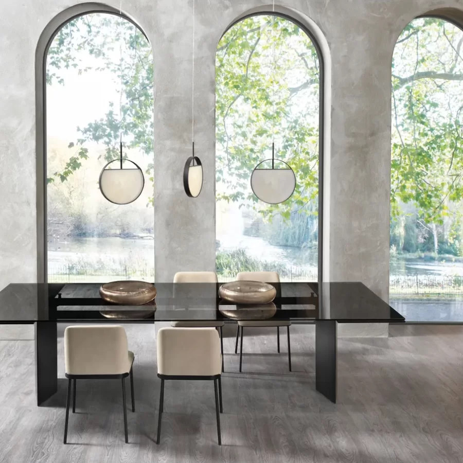 Table de repas Milton de Cantori — vue d’ensemble