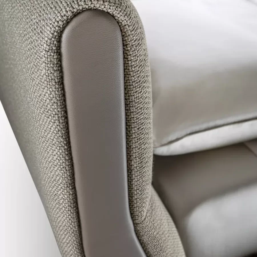 Sharon Bed by Cantori, Italian Bedroom Furniture