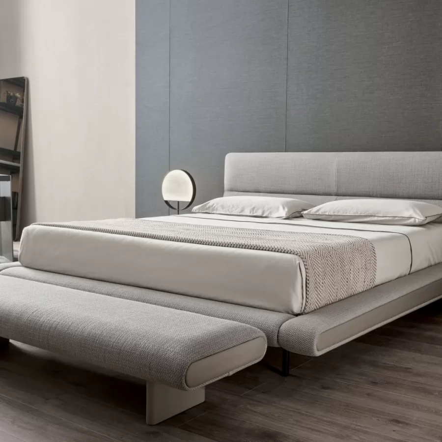 Sharon Bench by Cantori, Italian Bedroom Furniture