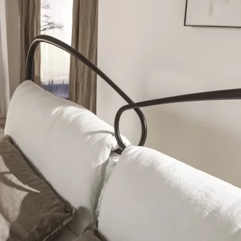 St. Tropez Bed