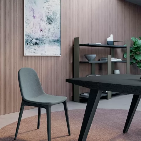 Hull Dining Chair