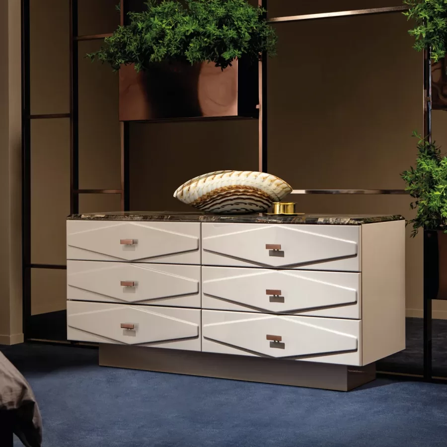 Cinabro Dresser by Epoque, Italian Bedroom Furniture