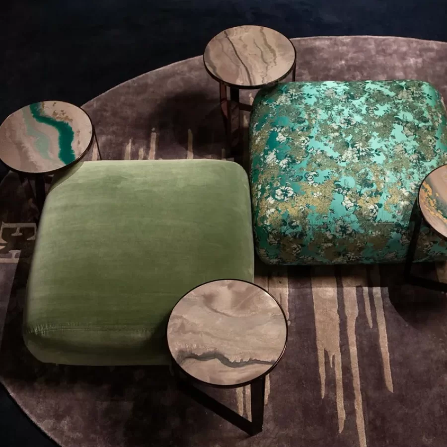 Table d’appoint Larimar d’Epoque — mise en situation