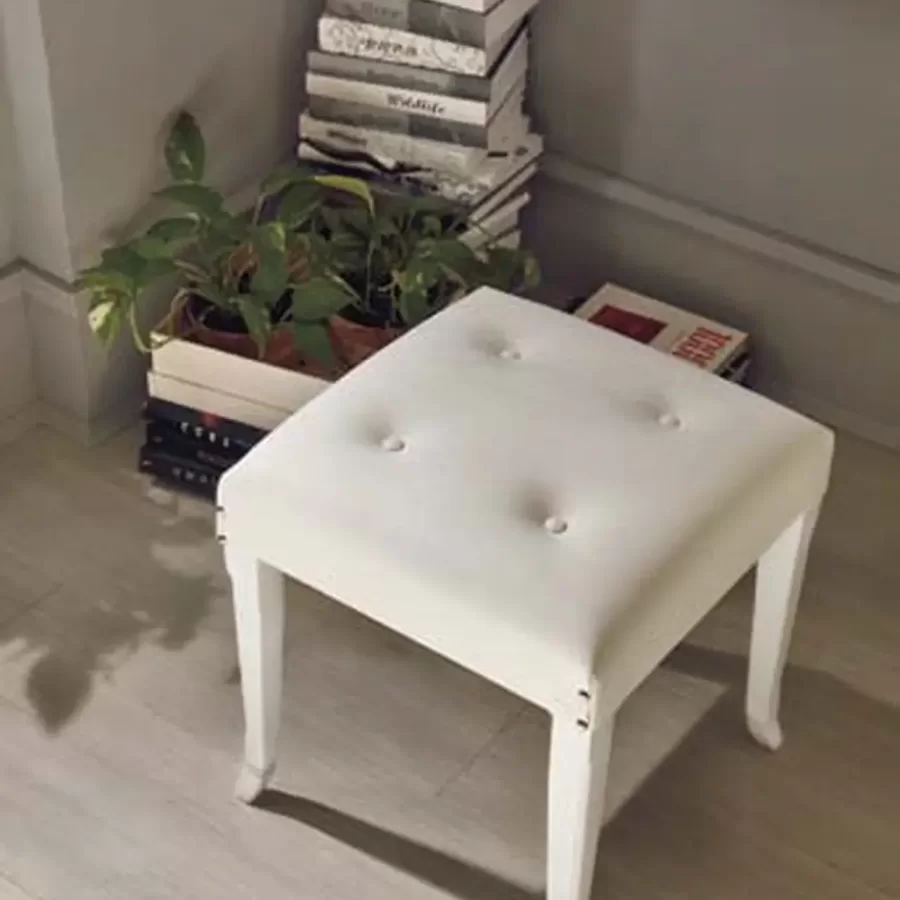New Deco Leather Pouf by Francesco Pasi, Italian Bedroom Furniture