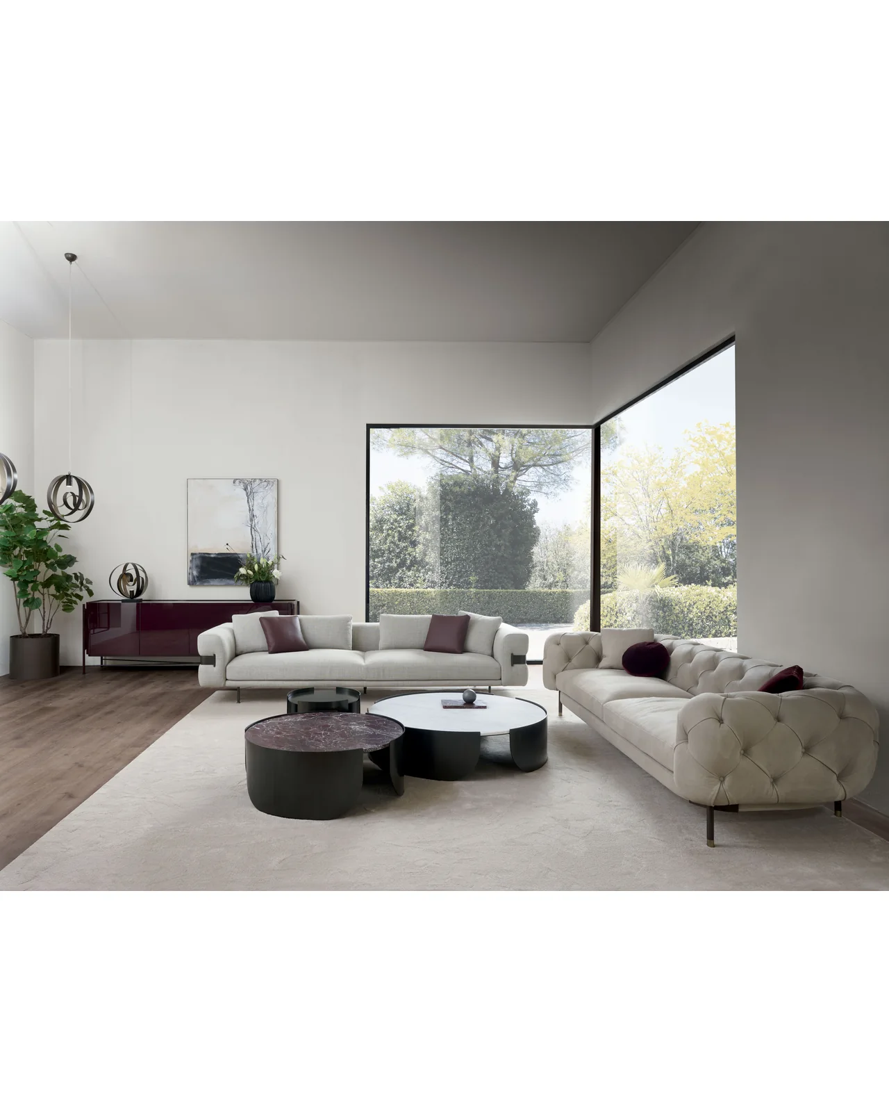 Atenae sofa by Cantori, in an interior setting, photo 5 of 8