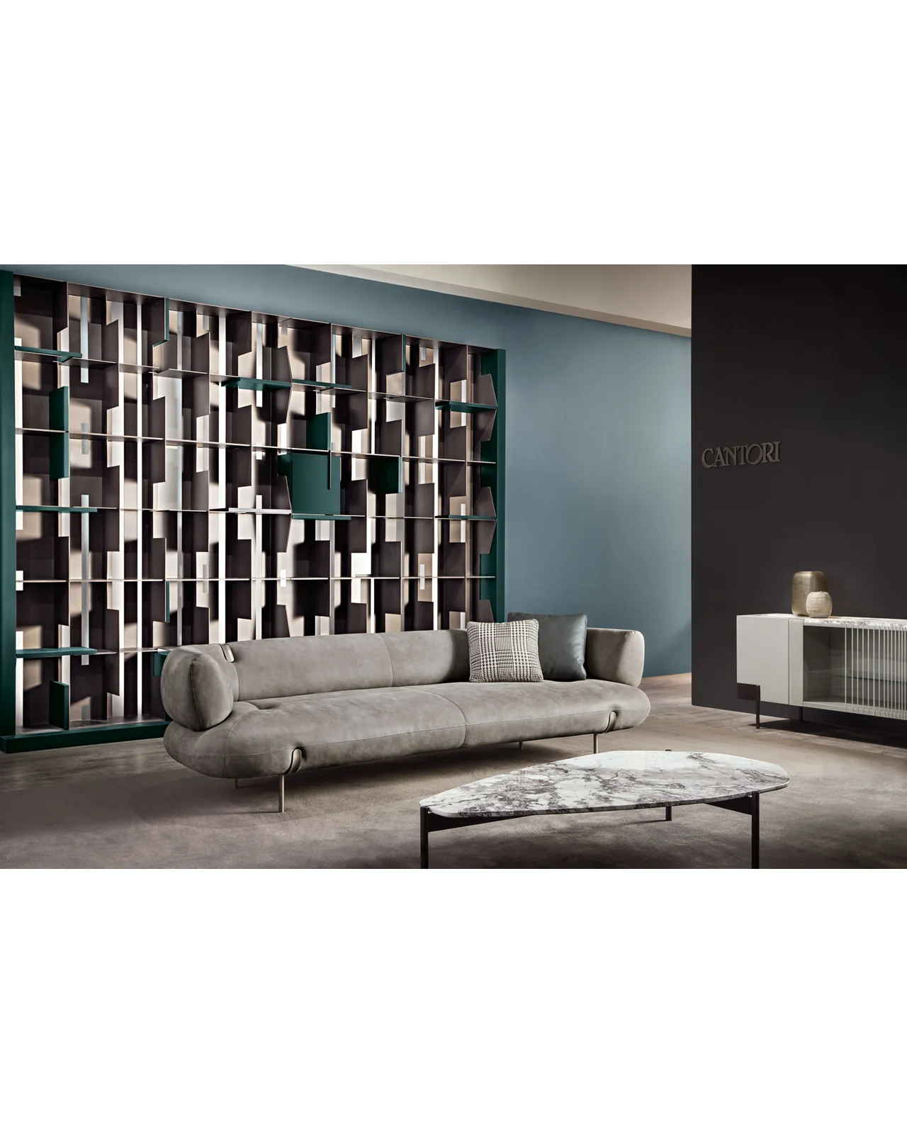 Johnson coffee tables by Cantori, in an interior setting, photo 3 of 6