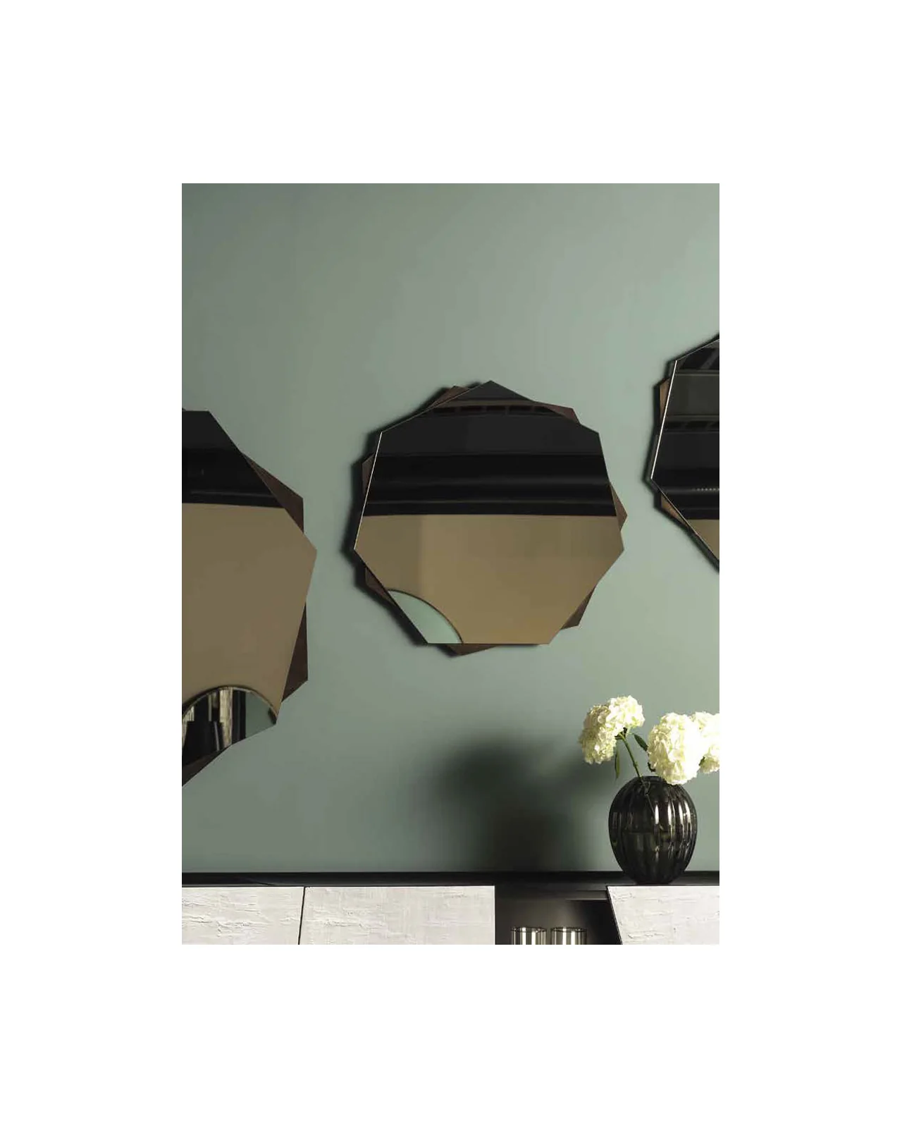 Medea Mirror by Cantori, in an interior setting, photo 3 of 6