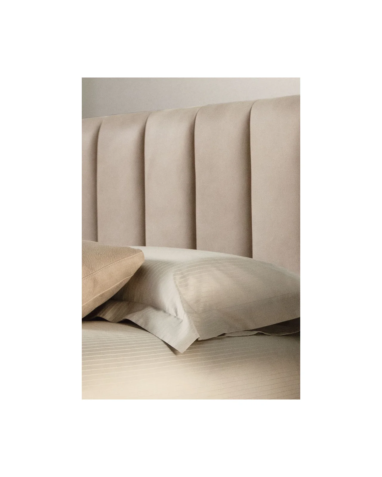 Mirage Easy bed by Cantori, in an interior setting, photo 2 of 2