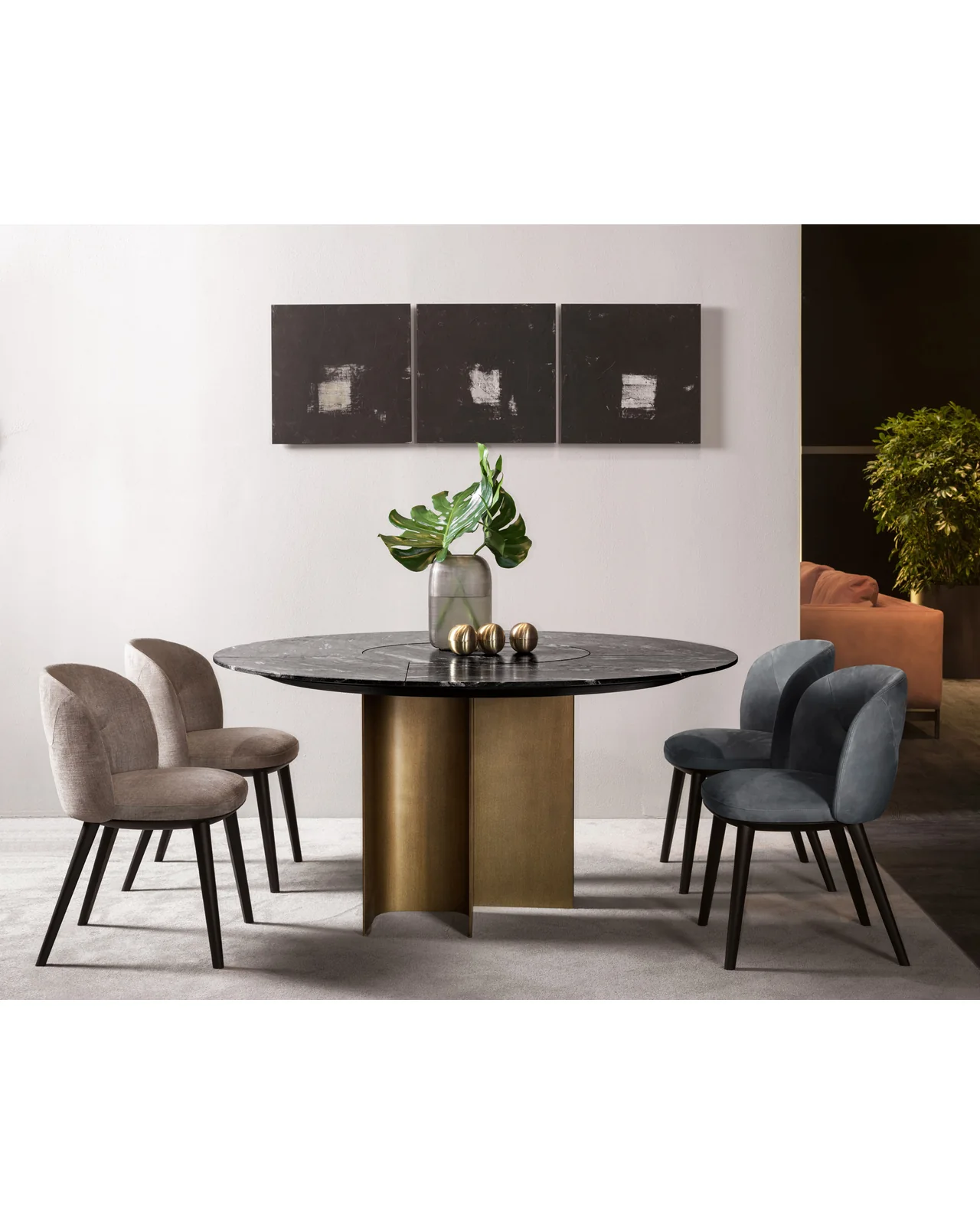 Mirage Round dining table by Cantori, in an interior setting, photo 6 of 8