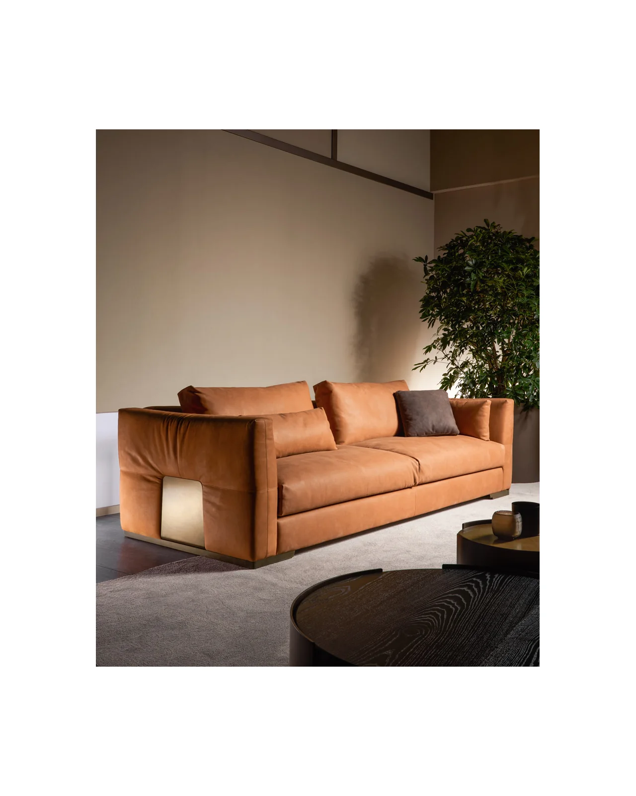 Montecarlo sofa by Cantori, in an interior setting, photo 4 of 8