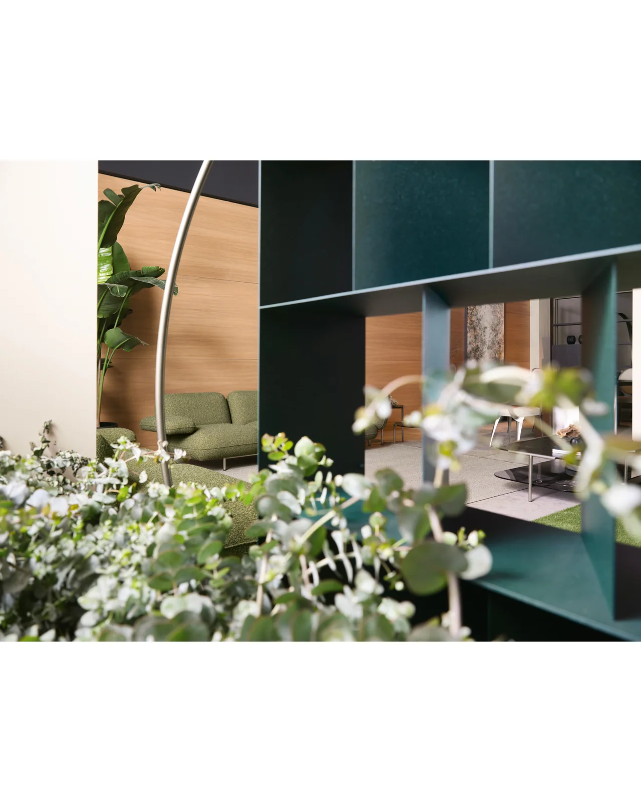 Rocky modular bookcase by Cantori, in an interior setting, photo 5 of 5