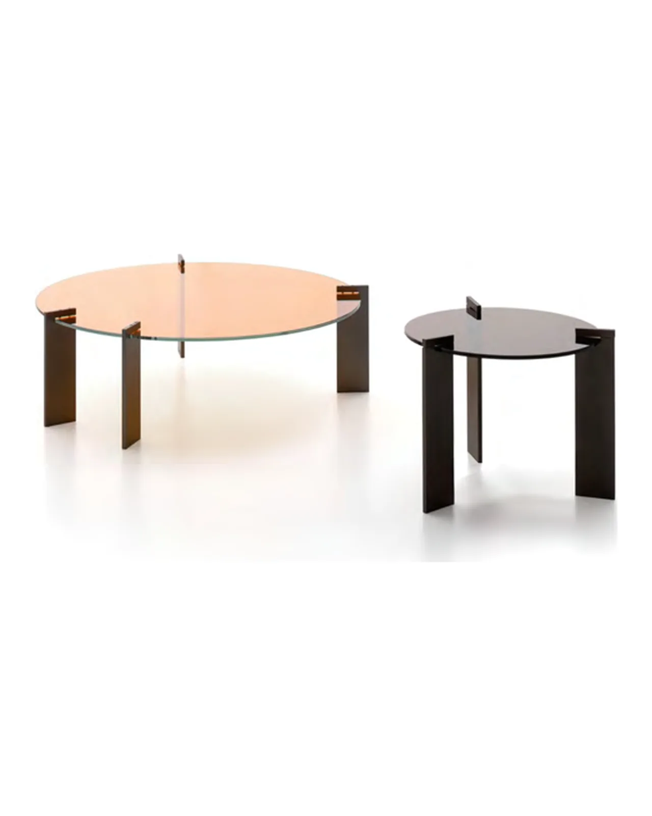 Table basse Aulos par Ditre Italia, vue studio, photo 2 sur 3