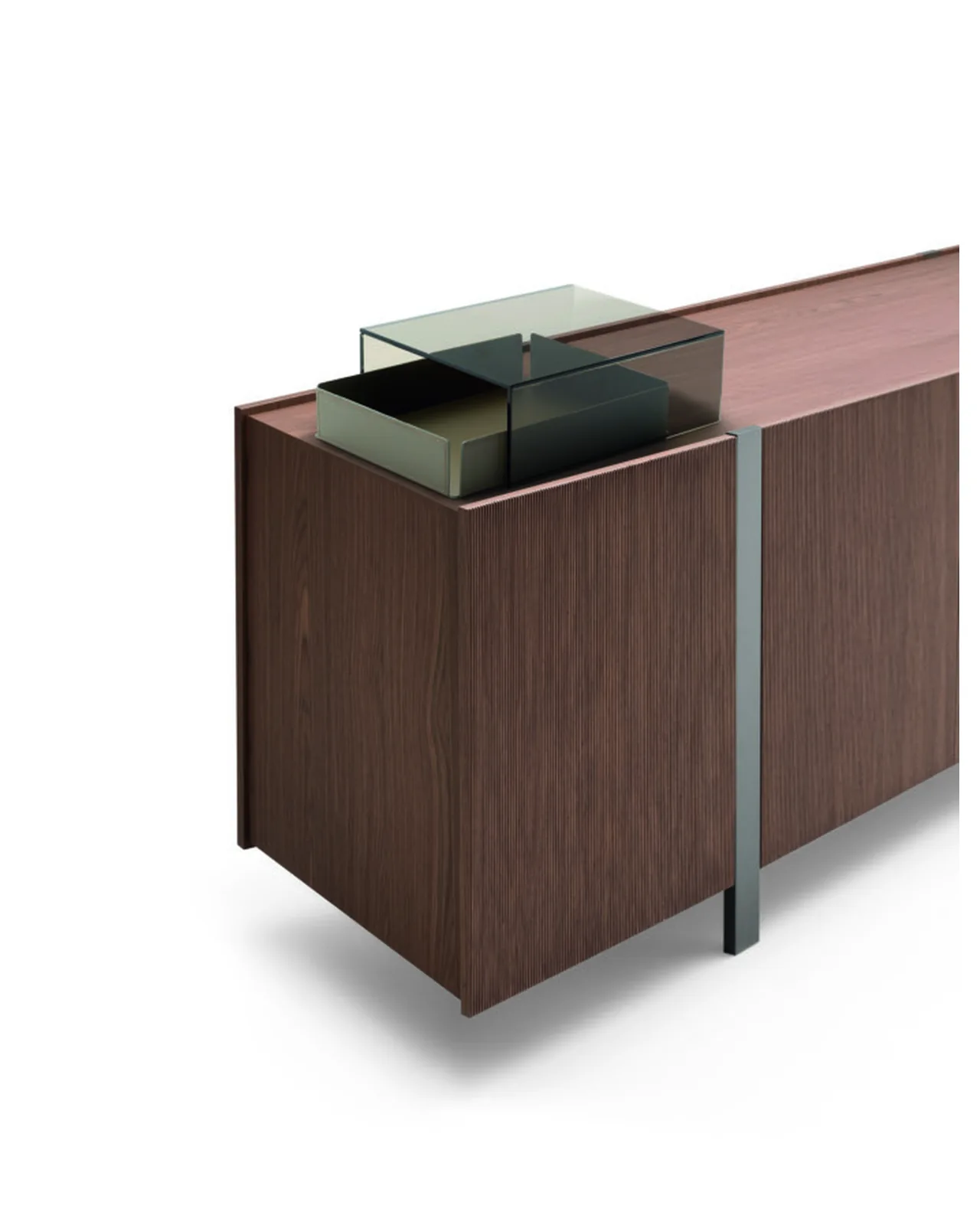 Buffet Beam par Ditre Italia dans un salon, photo 4 sur 5