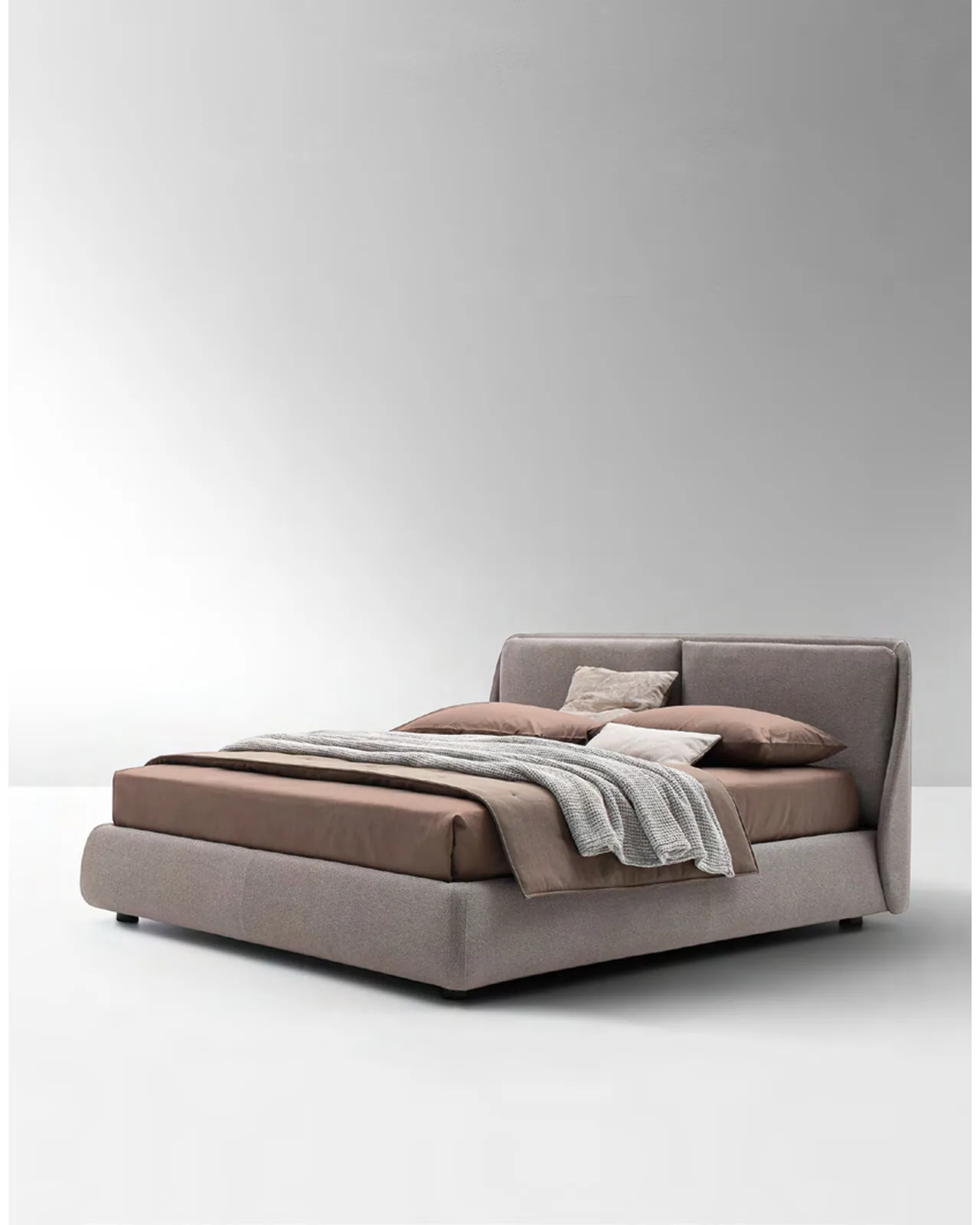 Lit Bend par Ditre Italia, dans une chambre contemporaine, photo 2 sur 3
