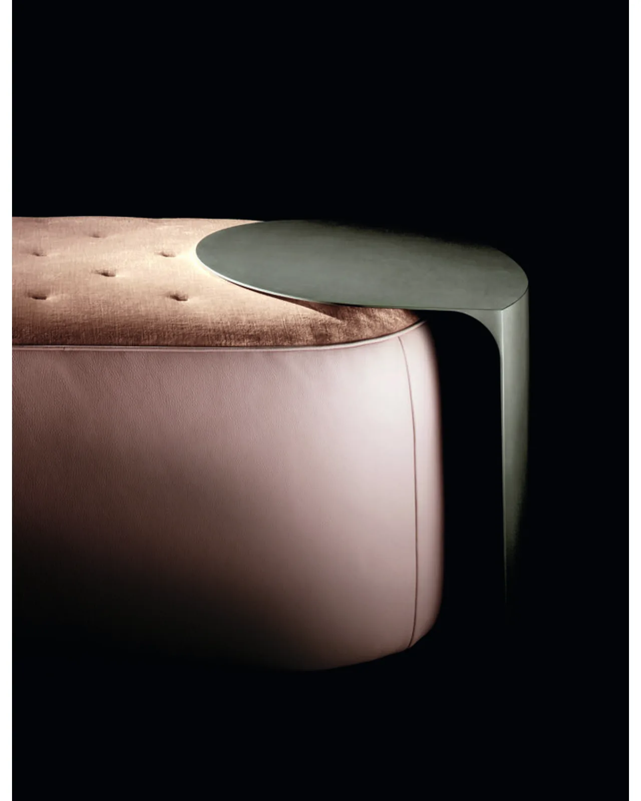 Pouf Clip par Ditre Italia dans un salon, photo 4 sur 5, Nobili Design