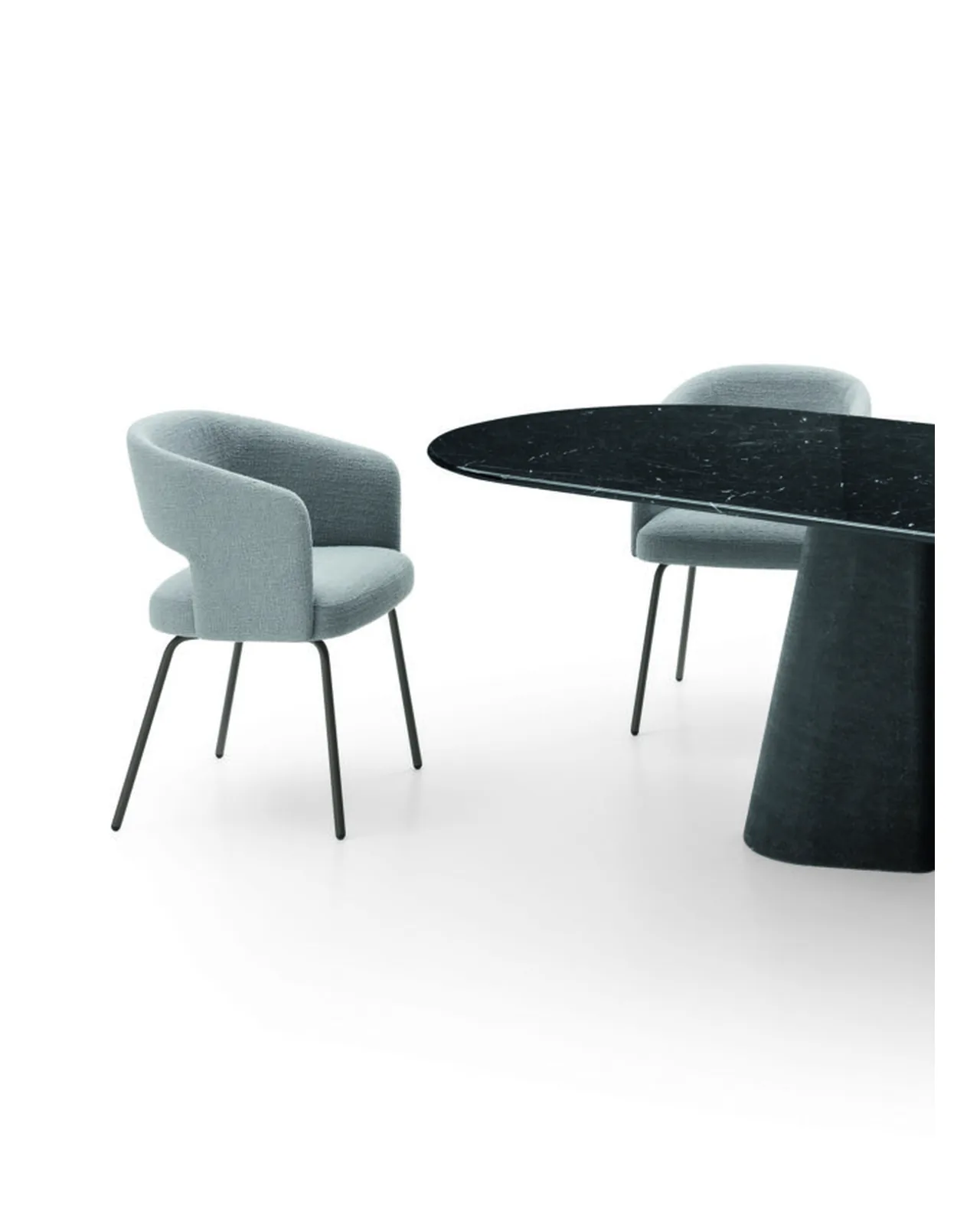 Table de repas Pillar par Ditre Italia dans une salle à manger contemporaine, photo 3 sur 6