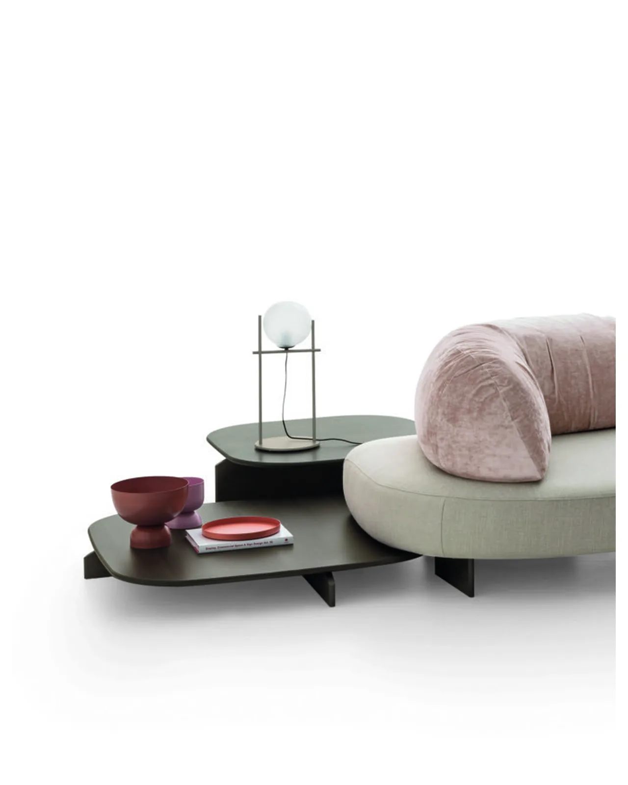 Table basse Polyura par Ditre Italia dans un salon, photo 4 sur 4