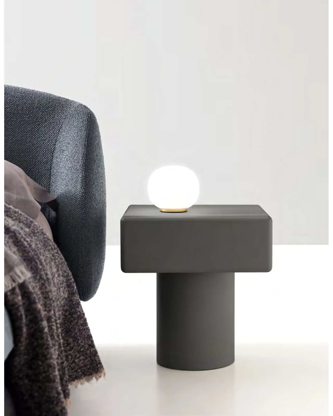 Table de chevet Pop par Ditre Italia, dans une chambre, photo 1 sur 2, Nobili Design
