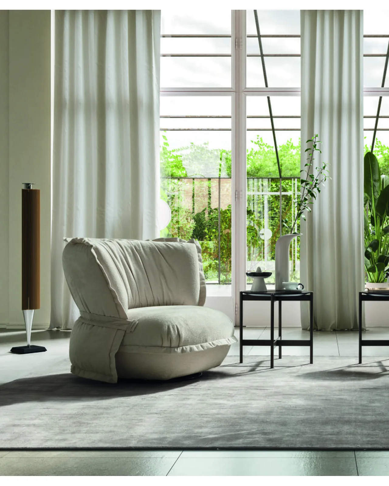 Puppet armchair by Ditre Italia, in a living room, photo 1 of 6