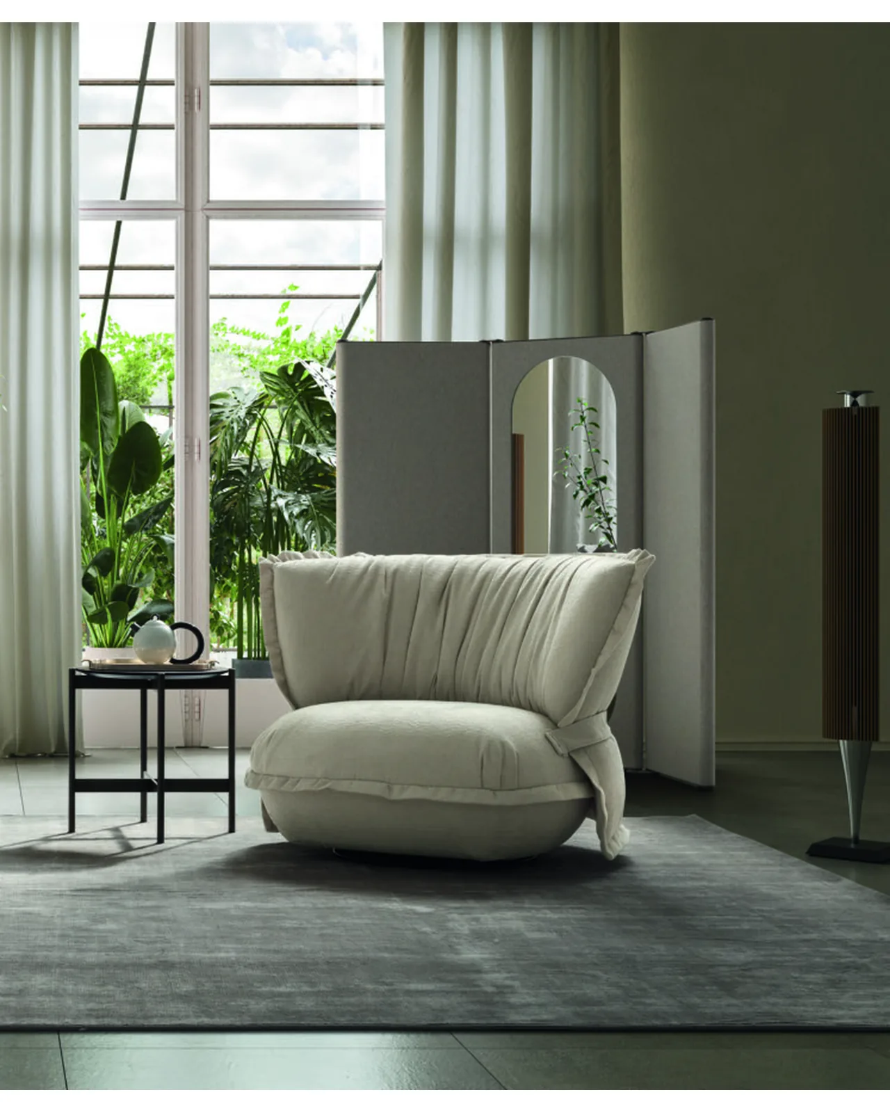 Puppet armchair by Ditre Italia, in a contemporary living room, photo 2 of 6