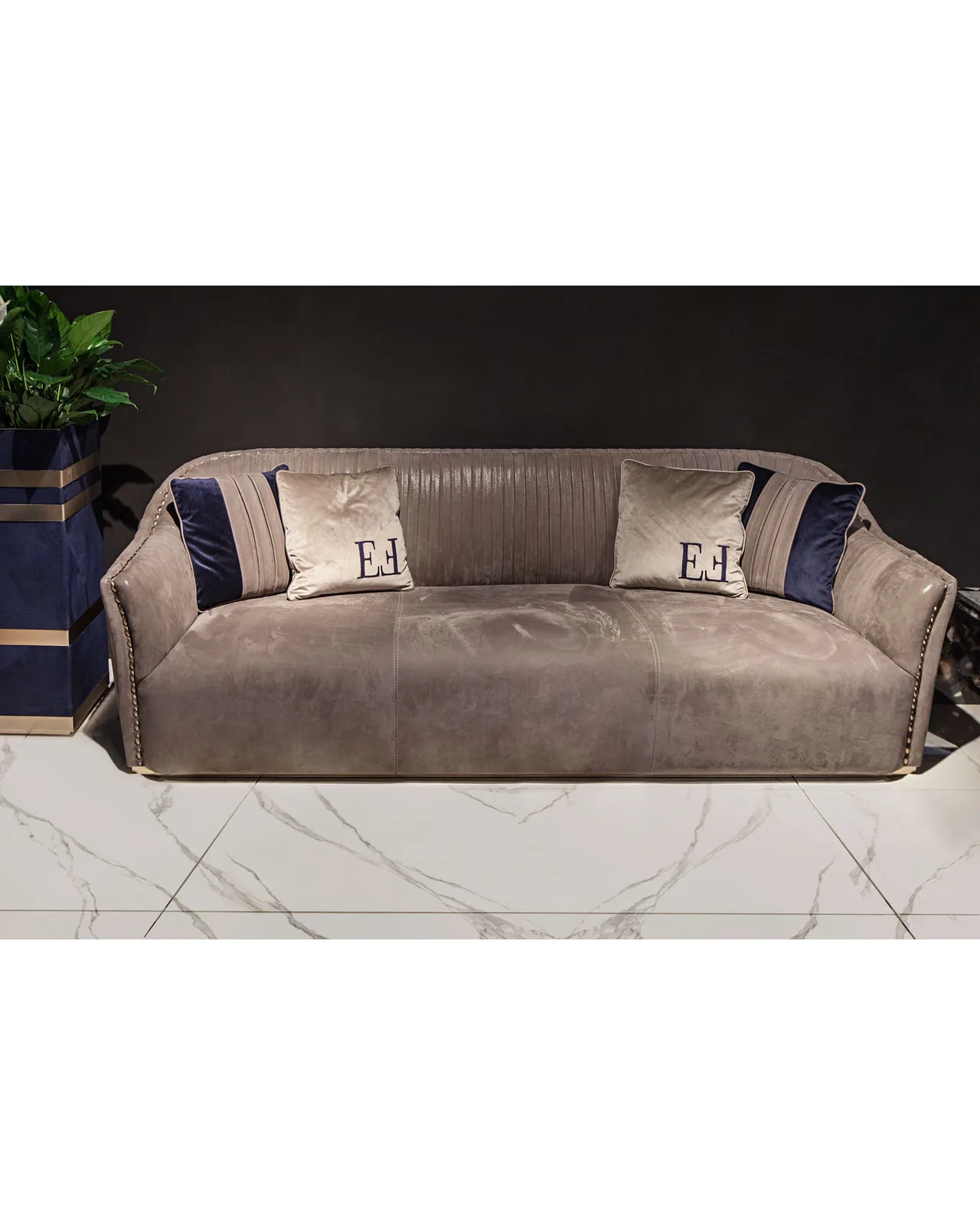Sofa Licena — Epoque, fotografija 1 od 3