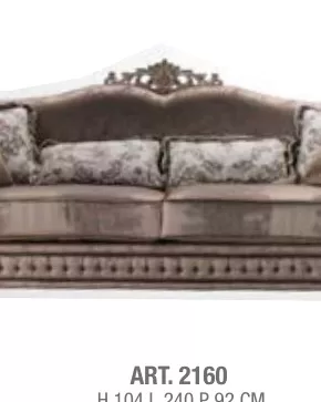 Gran Guardia Sofa with 6 Cushions, Living Room Furniture, in Solid beech and poplar, Veneto classical Italian style, by Francesco Pasi