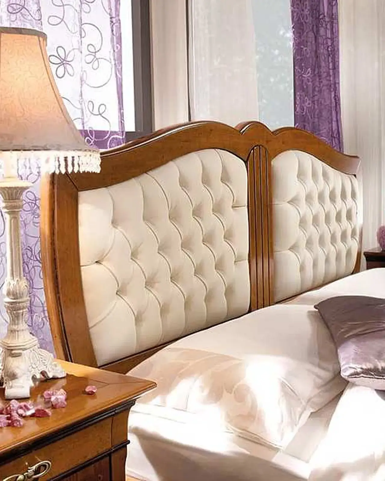 New Deco Bed with Leather Headboard – detail view, Francesco Pasi New Decò