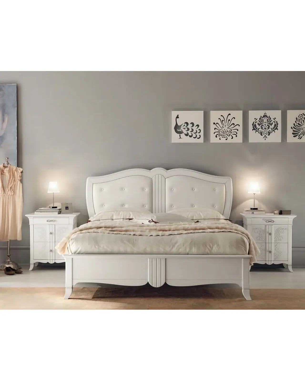New Deco Bed with Buttoned Leather Headboard – Francesco Pasi New Decò, in a bedroom setting