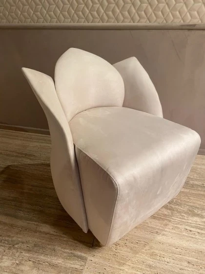 High End Contemporary Suede Flower Dressing Table Armchair - Lotus-€2.011