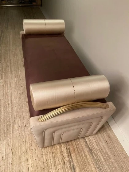 Refined Tuscany bench design, perfect for adding a touch of classic Italian elegance to any room.