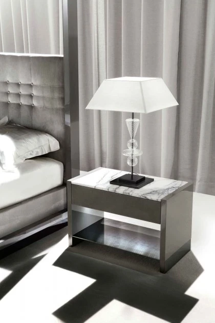 VISION NIGHT TABLE