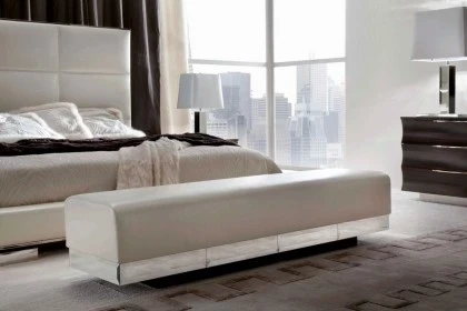 DAYDREAM BENCH