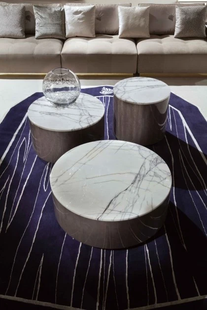INFINITY BIG ROUND COCKTAIL TABLE
