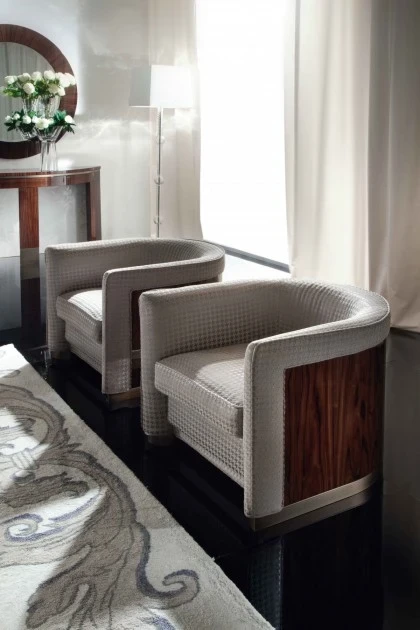COLISEUM OCCASIONAL ARM CHAIR