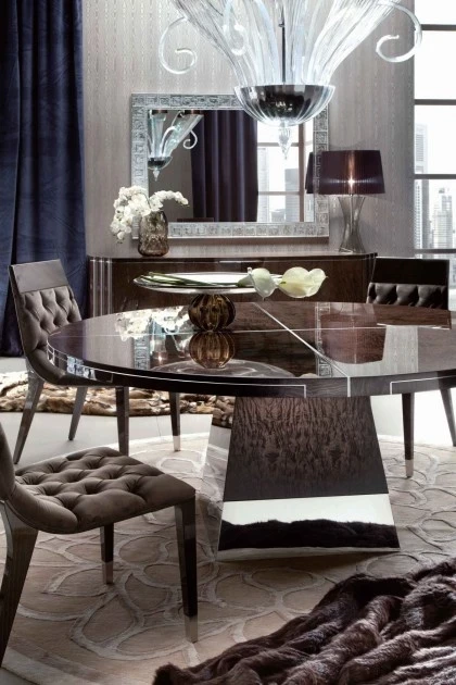 ABSOLUTE ROUND TABLE 01