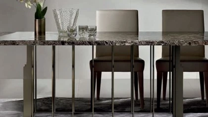 SOFIA CHAIR