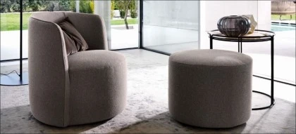 CHLOE ARMCHAIR