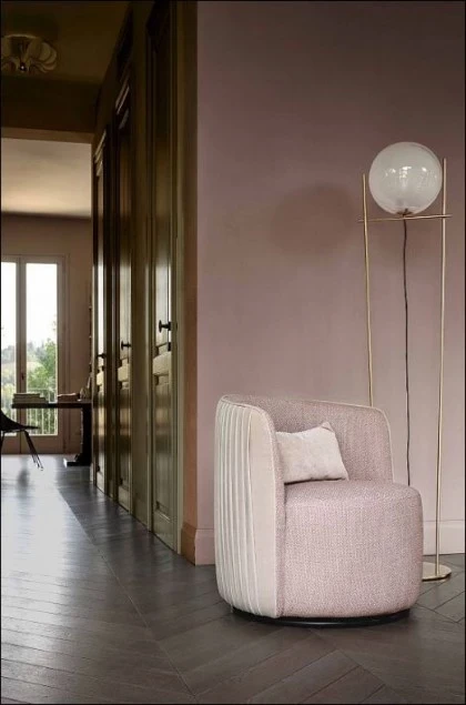 CHLOE LUXURY ARMCHAIR