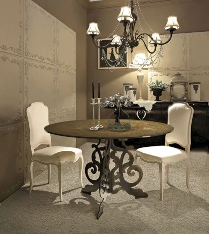 ERMITAGE TABLE