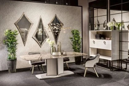 Voyage table