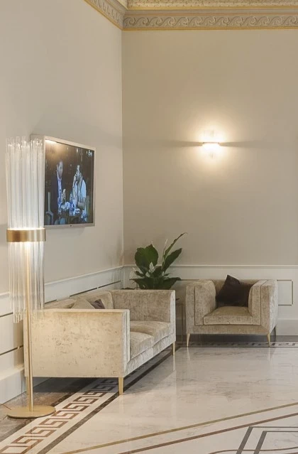 Elegance-armchair